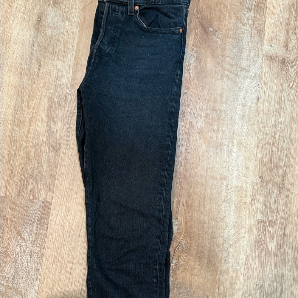 Levi's Women’s Wedgie Jeans - Size 25 - Picture 3 of 5